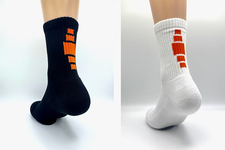 FC.AWJ x Yui Offizielle Support-Socken