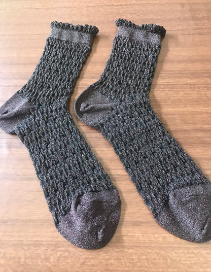 Lame Float Socks  by   靴下良品