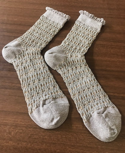 Lame Float Socks  by   靴下良品