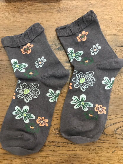 🌸 Frill Flowers Ladies Socks