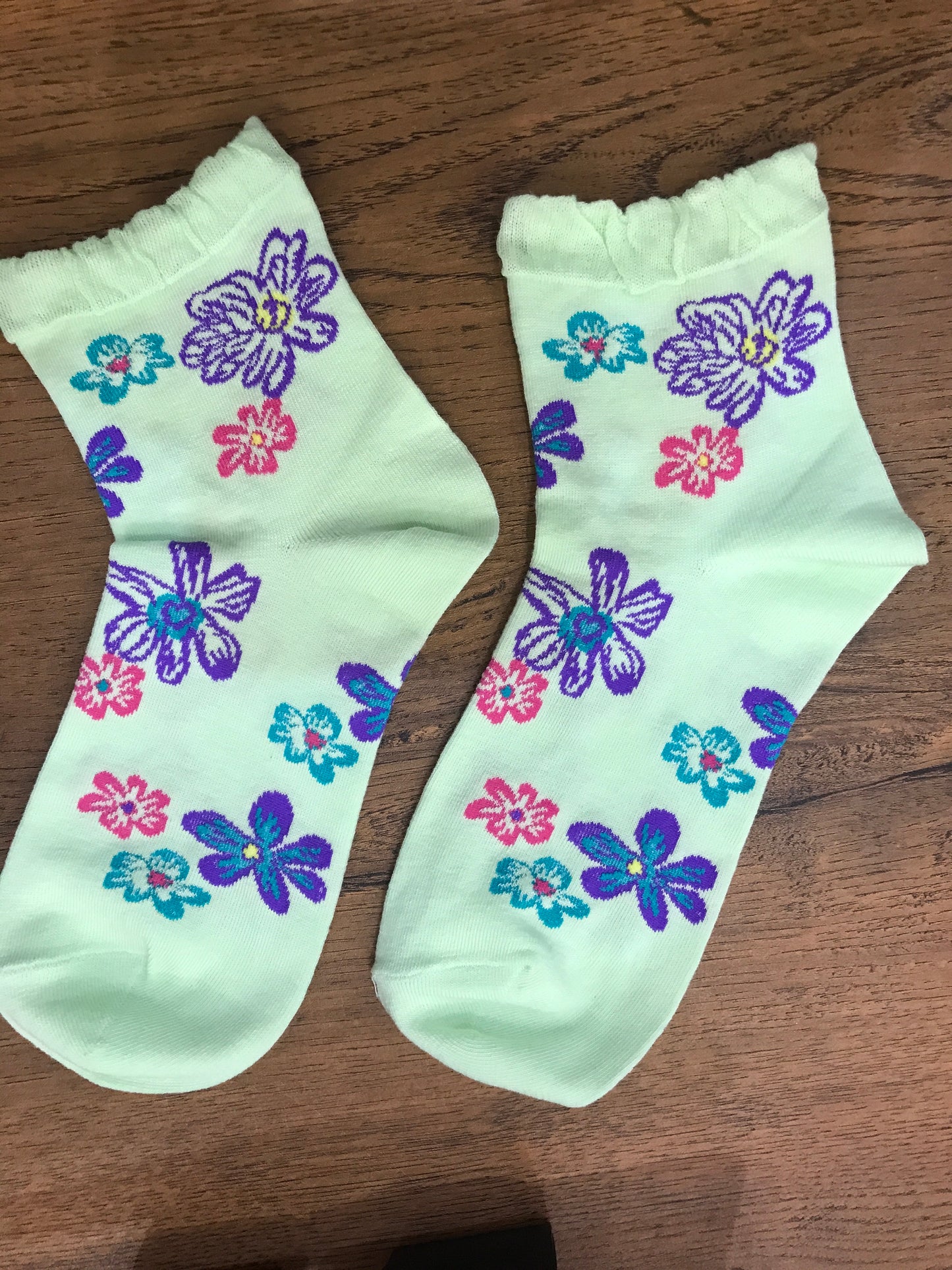 🌸 Frill Flowers Ladies Socks