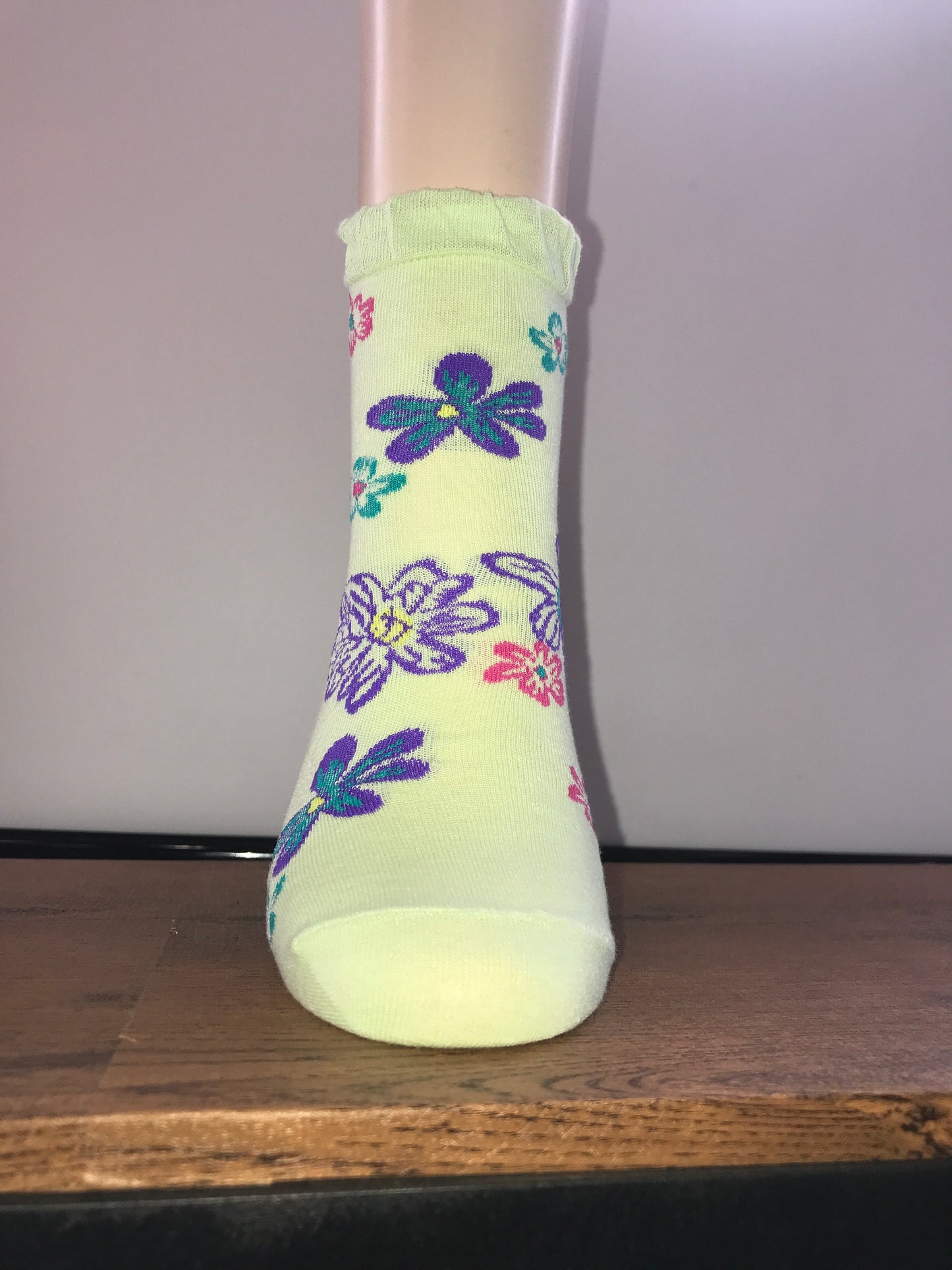 🌸 Frill Flowers Ladies Socks