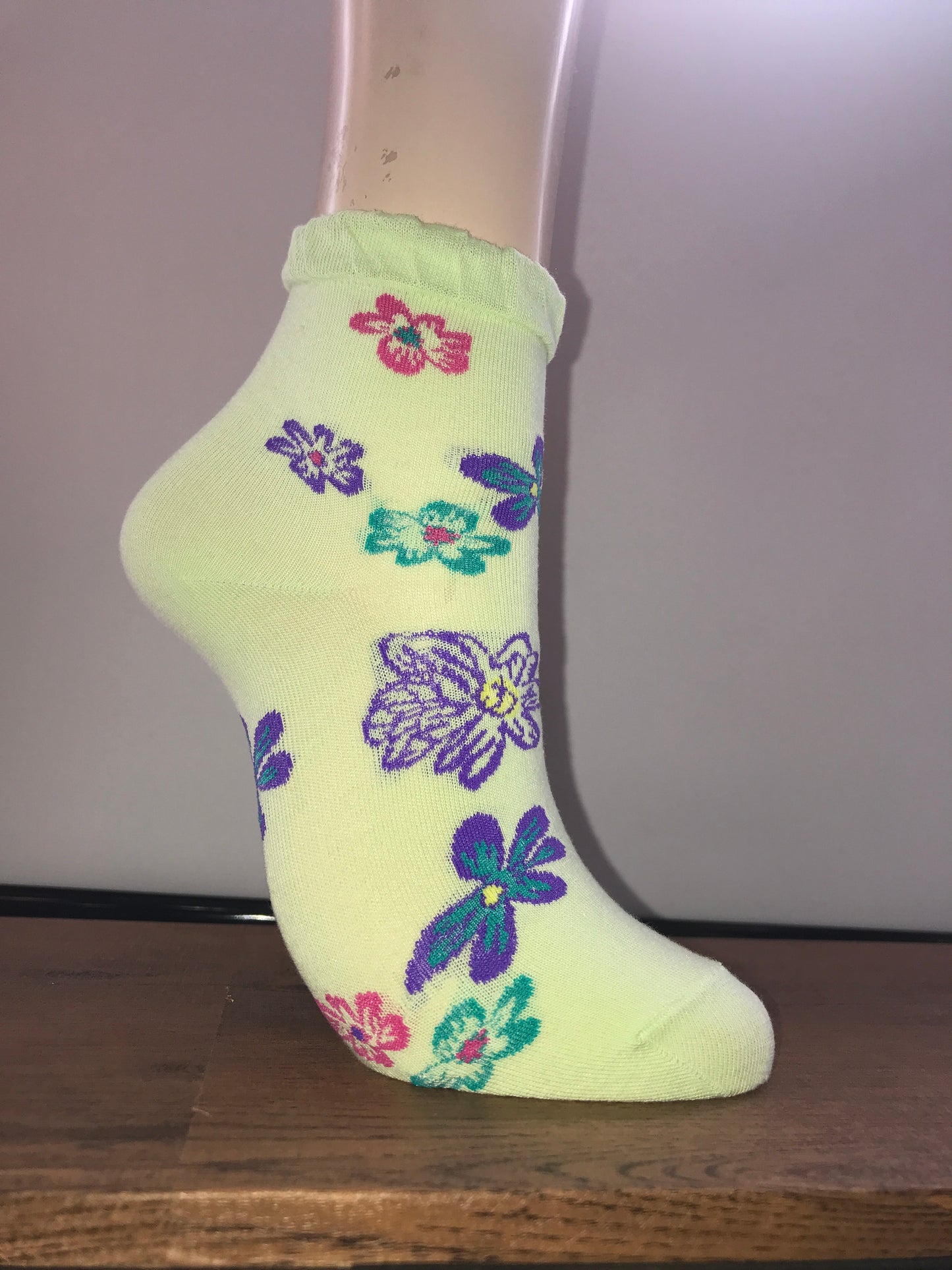 🌸 Frill Flowers Ladies Socks