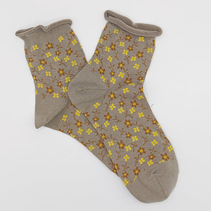 Petite flower socks