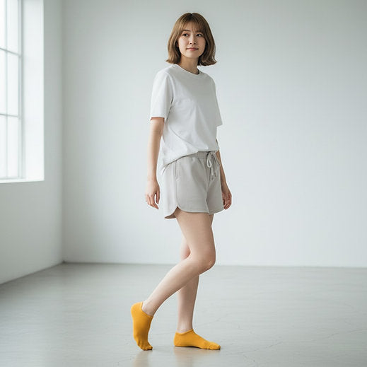 Low-Gauge Sneaker Socks