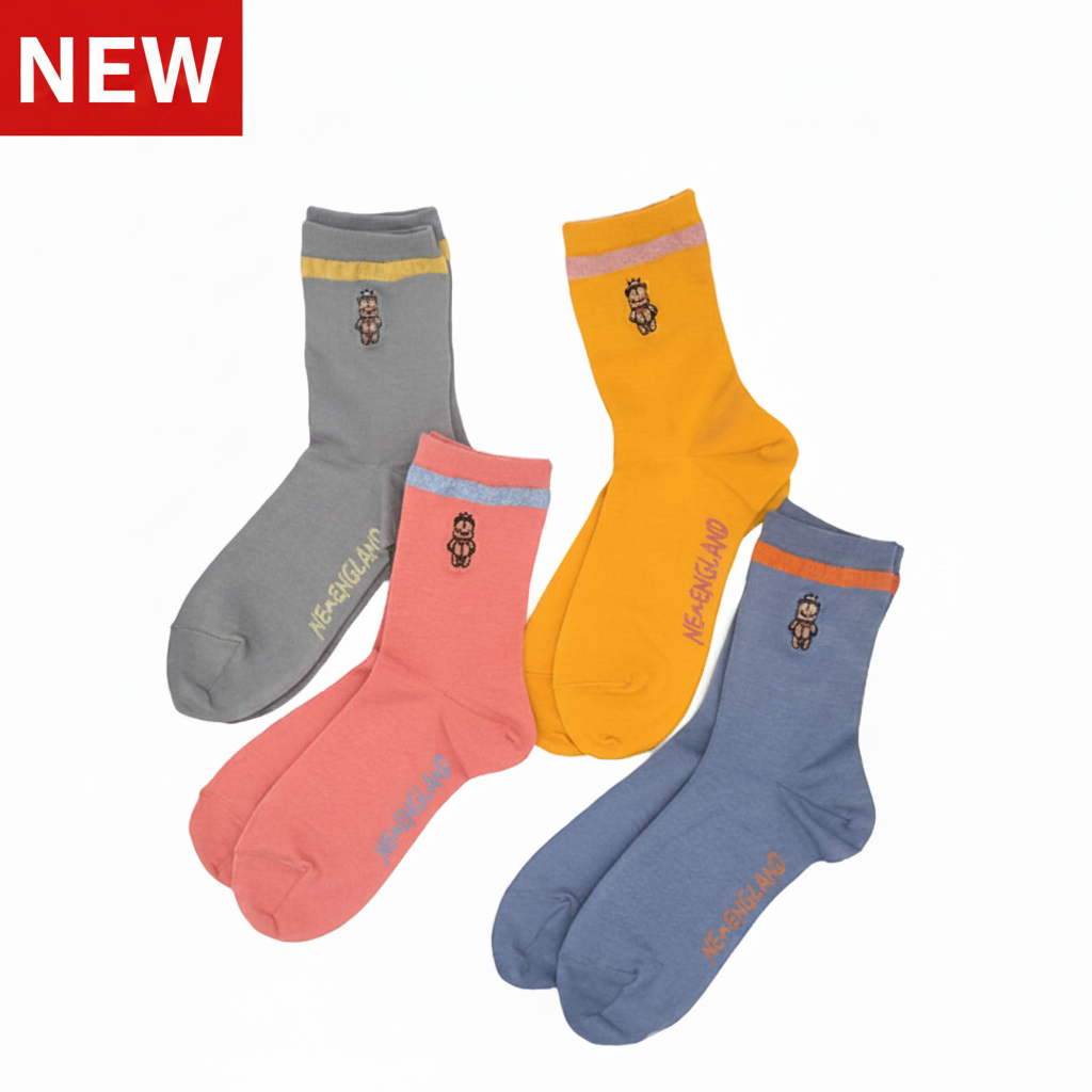 NEW ENGLAND embroidered glitter line socks